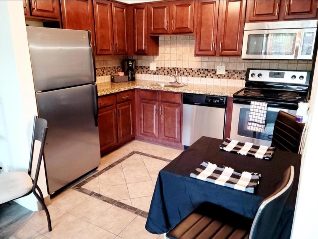 Minutes From Strip Apartment Лас Вегас Екстериор снимка